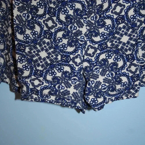 Amy Byer Blue and White Romper Large Flutter Sleeve Elastic Waistline - Picture 14 of 14